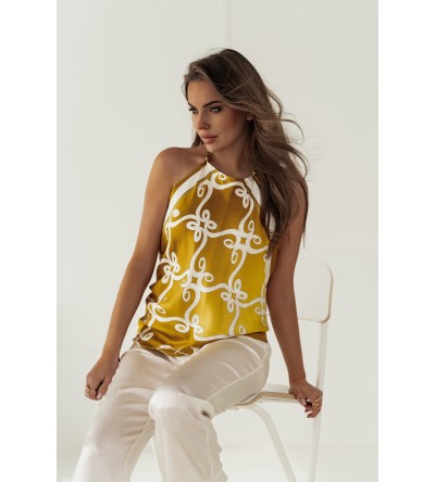 Chemisier en soie pour l'été