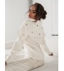 Maglione bianco con collo alto e cristalli
